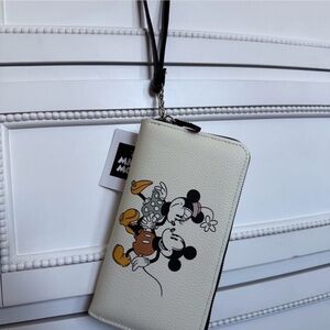 Disney Mickey and Minnie Mouse Wallet NWT
